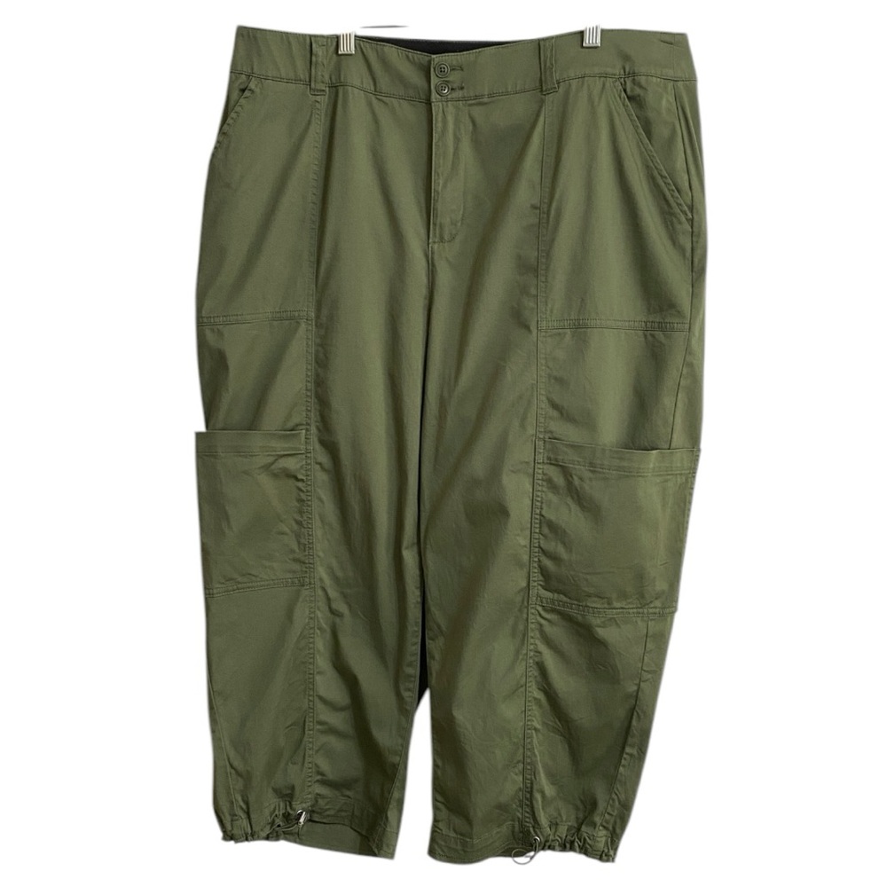 Lane Bryant Olive Green Mid-Rise Cargo Crops